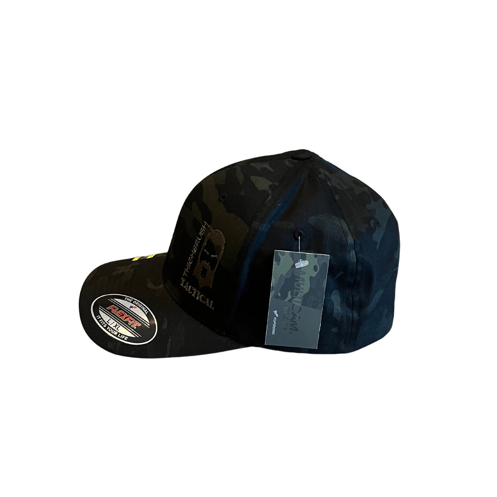 - TACTICAL SQUEAL - - THIGHBRUSH® SIX Camo Multicam - TEAM Hat Black FlexFit
