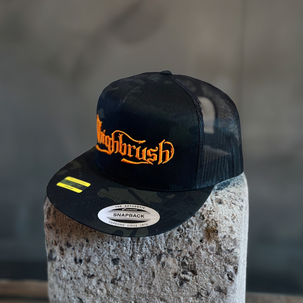 THIGHBRUSH® - OUTLAW - Flat Bill Trucker Snapback Hat - Multicam Black