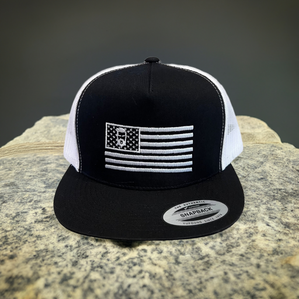 THIGHBRUSH® Patriotic Trucker Snapback Hat - Black and White - Flat Bill