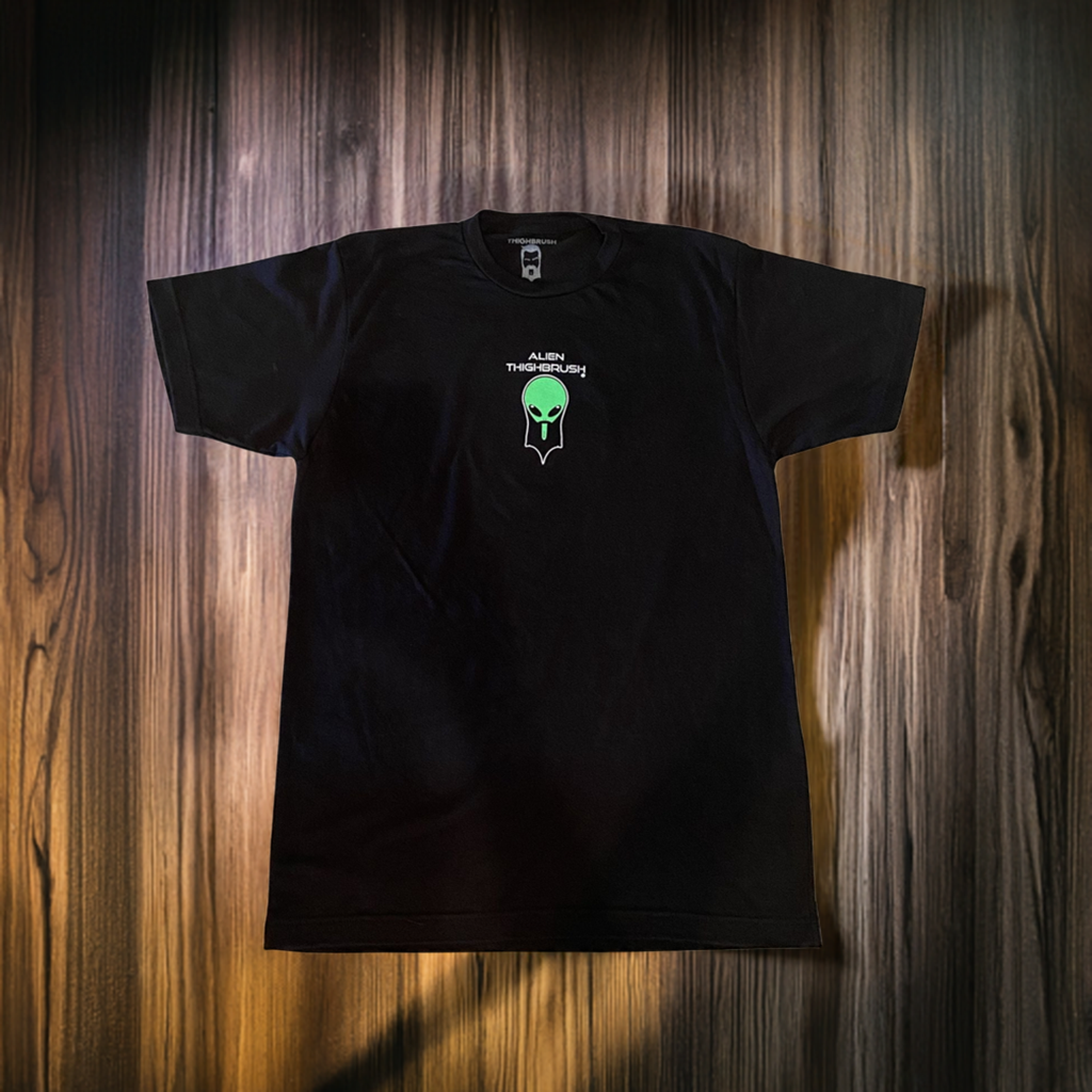 ALIEN THIGHBRUSH® - AREA 69 - Men's T-Shirt - Black