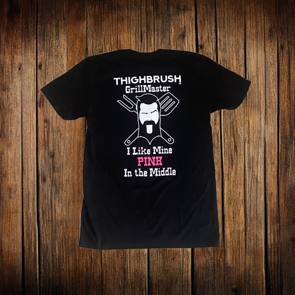 THIGHBRUSH® GRILLMASTER - I Like Mine PINK in the Middle - Men's T-Shirt - Black