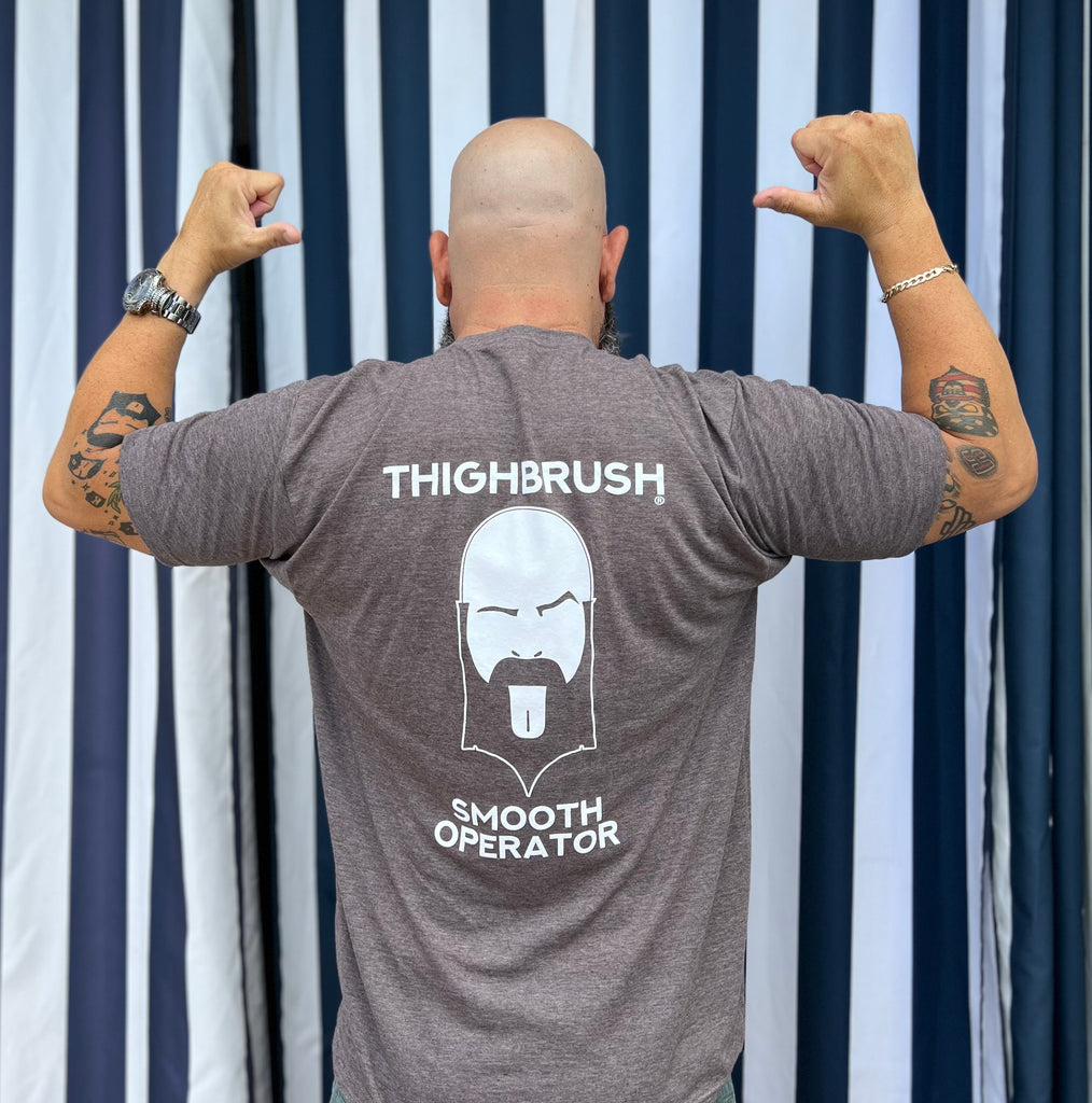THIGHBRUSH® - SMOOTH OPERATOR - Men's T-Shirt